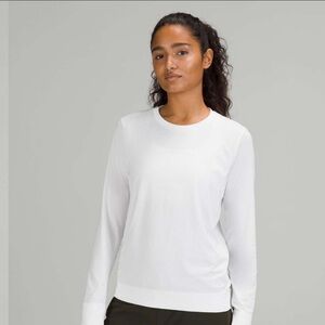 Lululemon. Swiftly Breathe. Long sleeve. New with tags. Sz 6
